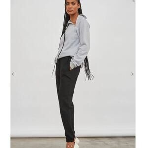 Atoir division jumper size s/8 NWT COLOR GREY